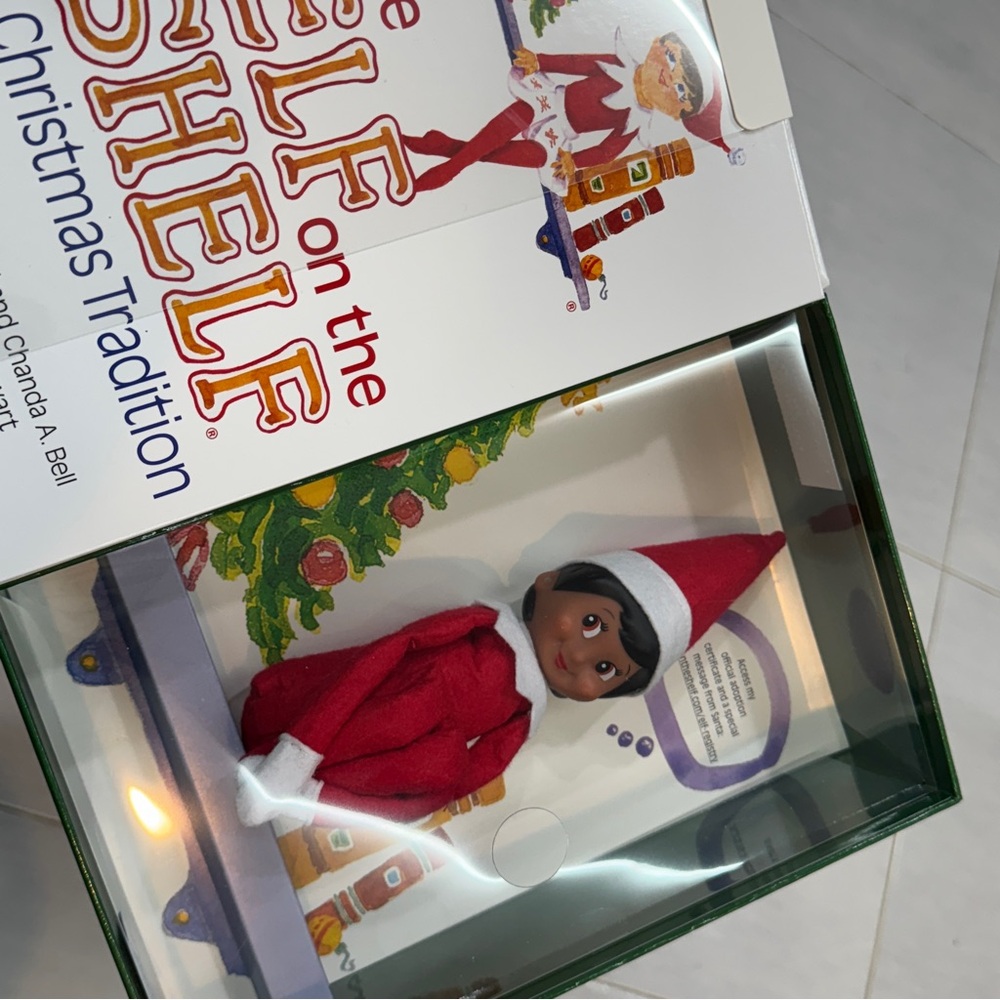 NWT In Sealed Box The Elf on the Shelf: A Christmas Tradition elf with Book